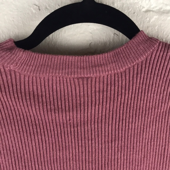 🖤3/15 Rose pink lace up top - Picture 6 of 7